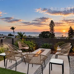 Ocean Views w Stunning Sunsets by the Firepit!