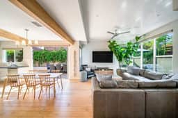 Designer Home! | Walk to the Beach & Restaurants - Image 3