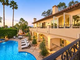 Stunning Villa w/ Pool Pickleball Movie Gym Sauna! - Image 5