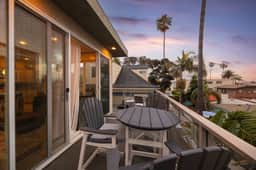 One Block To Mission Beach and Belmont Park! - Image 3