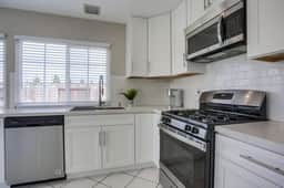 15 Min to La Jolla Shores Beach and Torrey Pines! - Image 4