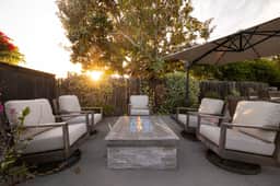 La Jolla Luxury | Designer Home w/ Pool & Jacuzzi! - Image 5