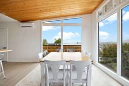 New Renovated Duplex w/ 2 Kitchens & Deck Views! - Image 5