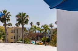 Santorini Escape in La Jolla! | Walk to the Beach - Image 4