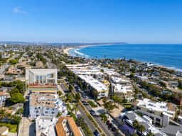 Santorini Escape in La Jolla! | Walk to the Beach - Image 2