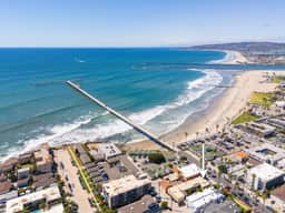 Sunset Cliffs Escape | Steps to Ocean Beach & Pier - Image 4