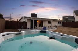 Hot Tub & Canyon Views! | 10 Min to La Jolla Beach - Image 2