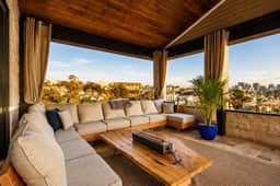 Luxury Villa w Ocean & Downtown Views - Image 5