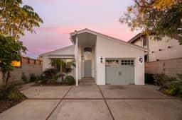 Oceanfront Villa with Panoramic Sunset Views! - Image 4