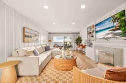 Oceanfront Villa with Panoramic Sunset Views! - Image 2