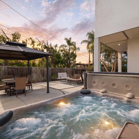 10 Min to Balboa Zoo! | Private Hot Tub & Firepit - Image 1