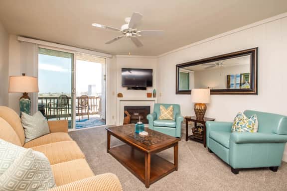 Penthouse Ocean & Sunset Balcony Views - G-323 - Image 4
