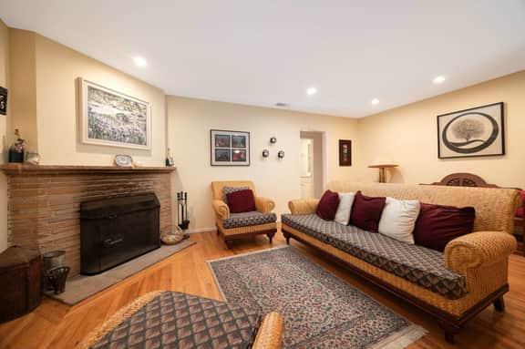 Family Home w/ Huge Pool and Spacious Backyard! - Image 5
