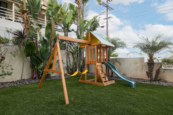 Sunset Balcony View! | Kids Playset | Sleeps 10 - Image 4