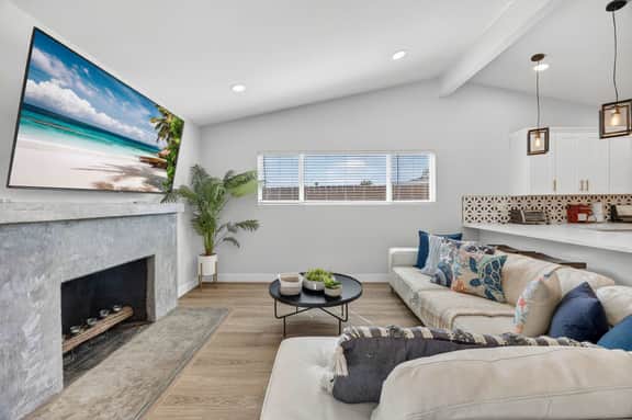 Hot Tub & Canyon Views! | 10 Min to La Jolla Beach - Image 5