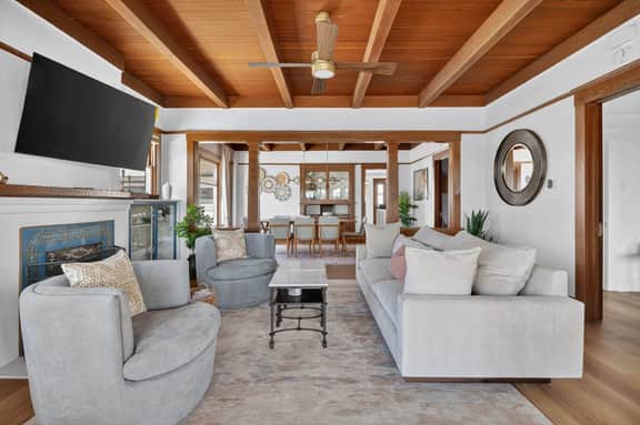 The Shell House w/ Game Room | Steps to the Bay - Image 5