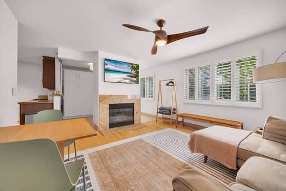 Sunset Cliffs Escape | Steps to Ocean Beach & Pier - Image 3