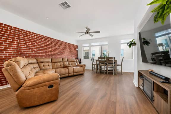 Modern Family Home Near Mexico and Sesame Place - Image 5