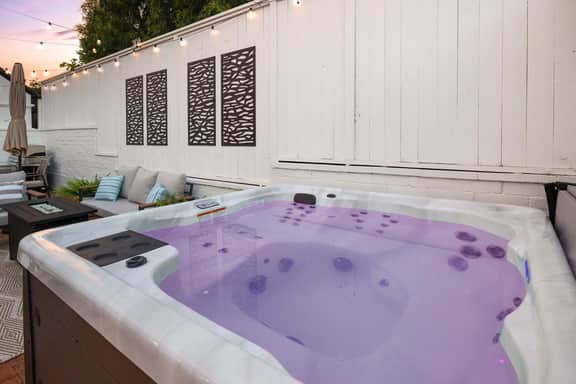 The Shell House | Hot Tub, Games, Steps to SD Bay! - Image 3