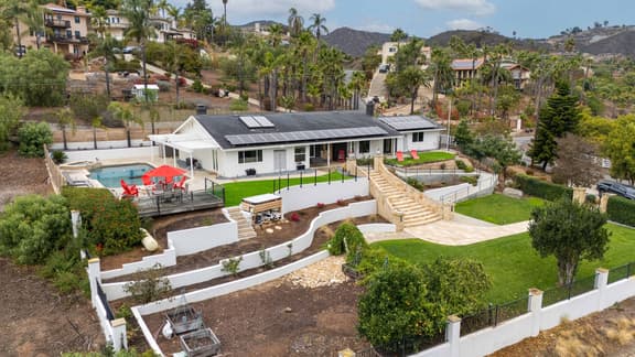 Viva La Vista! | Pool & Jacuzzi | Family Game Room - Image 1