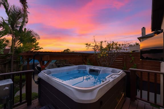 Modern Luxury | Hot Tub | 4 Blocks to Mission Bay! - Image 1