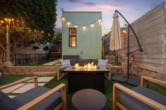Walk to the Beach & Famous Sunset Cliffs | Hot Tub - Image 1
