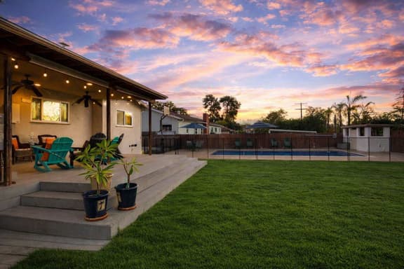 Family Home w/ Huge Pool and Spacious Backyard! - Image 1