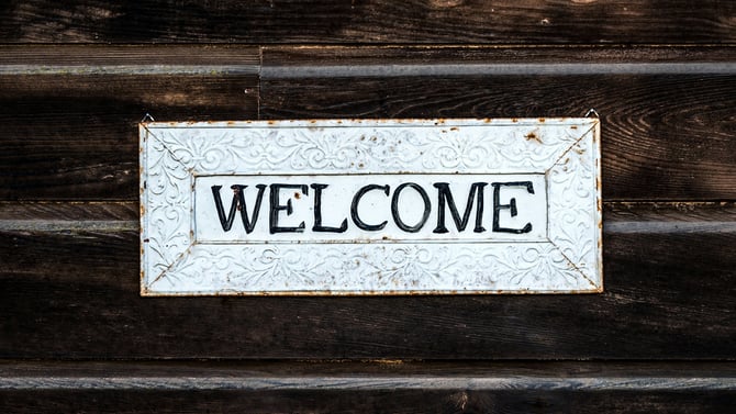 How to Become an Airbnb Superhost