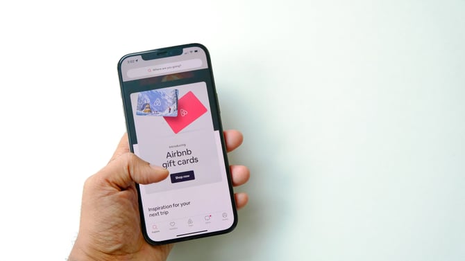 Airbnb Superhost Benefits for Hosts